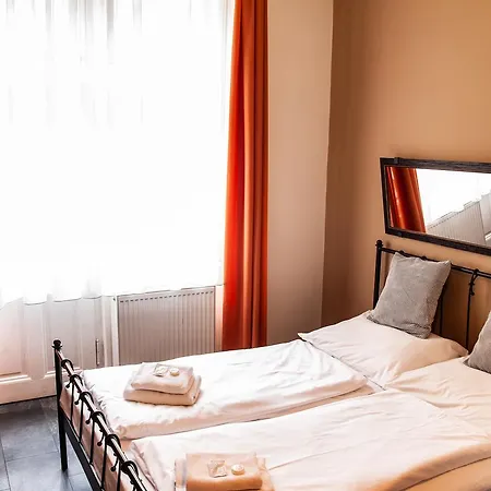 Sunflower Hotell Prag