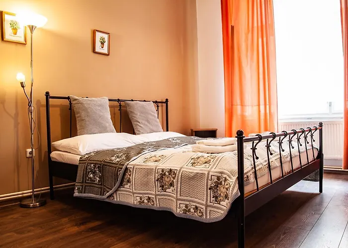 Sunflower Hotel 3*