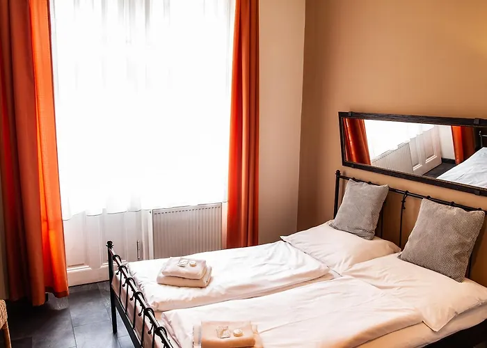 Sunflower Hotel Praga